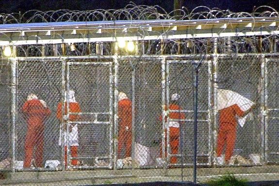 La Suisse candidate à l'accueil de prisonniers tarés de Guantanamo
