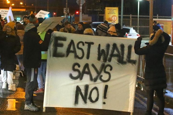 Balade irlandaise: East Wall dit non