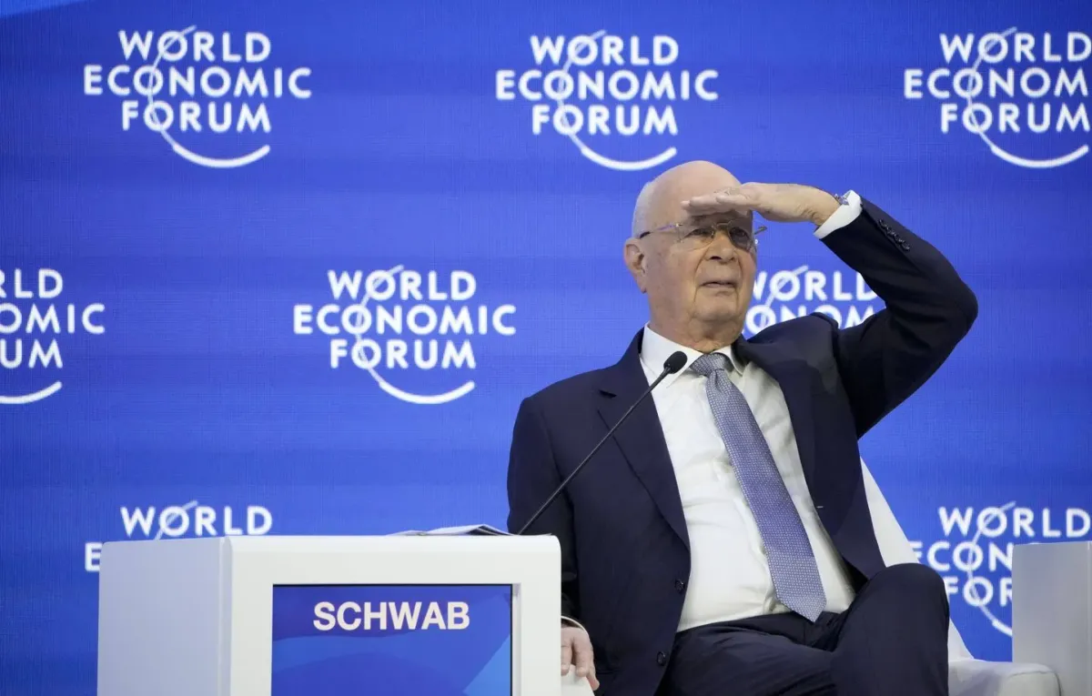 Les globalistes du WEF accusés de racisme et de harcèlement sexuel